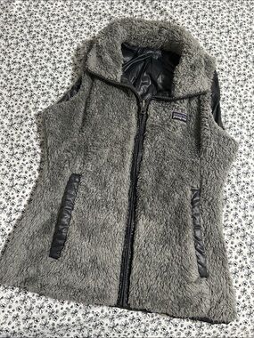 Patagonia Gray Sherpa Fleece Vest with Black Trim